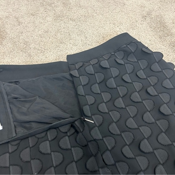 Boss Hugo Boss black scaled scalloped cutout detail maxi skirt Sz 8 - Picture 4 of 14